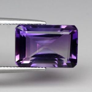 Brand New Loose Stone in Amethyst - 12.86 Carat Octagon/VVS Clarity